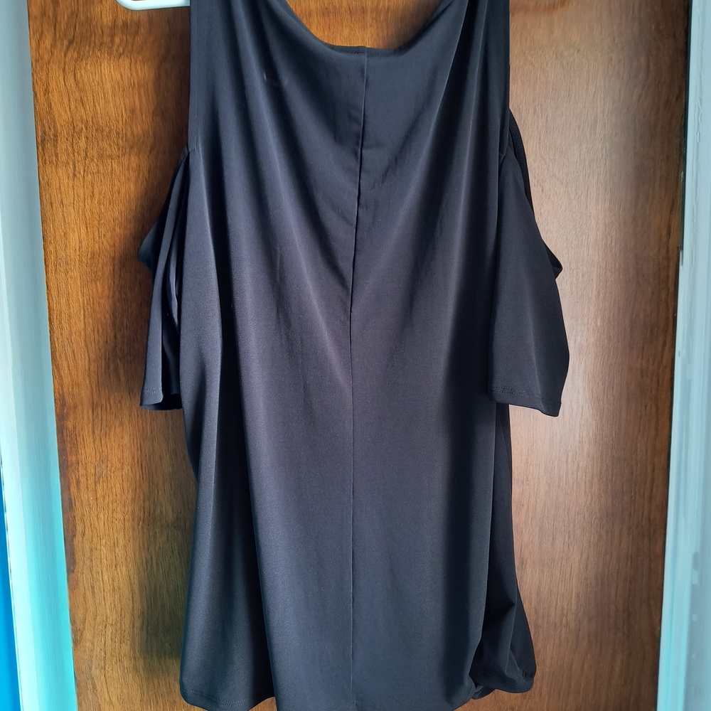 Bold Elements Black Cold Shoulder Blouse - image 4